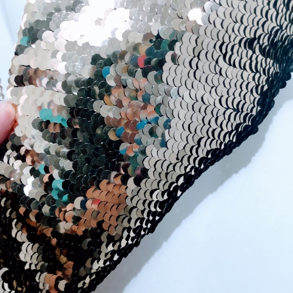 OLD NAVY SEQUINS CROSSBODY BAG - Picture 6 of 10